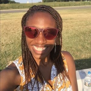 Meet your Posher, Enjoli